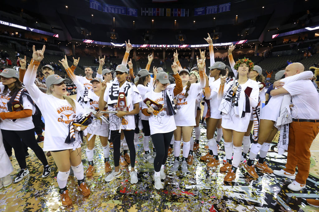 OMAHA, NE - DECEMBER 17: The Texas Longhorns celebrate after defeating the Louisville Cardinals during the Division I Women’s Volleyball Championship held at CHI Health Center Omaha on December 17, 2022 in Omaha, Nebraska.